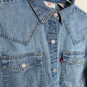 Levi’s Cropped Jean Jacket